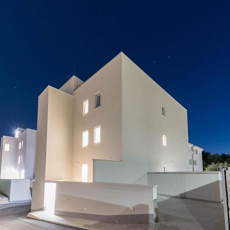 A&V Residence Novigrad Istria Exteriör bild