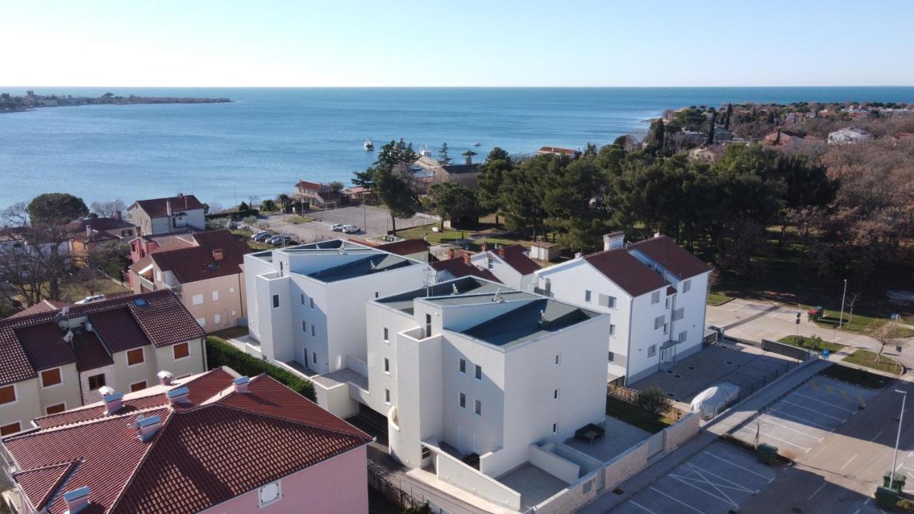 A&V Residence Novigrad Istria Exteriör bild
