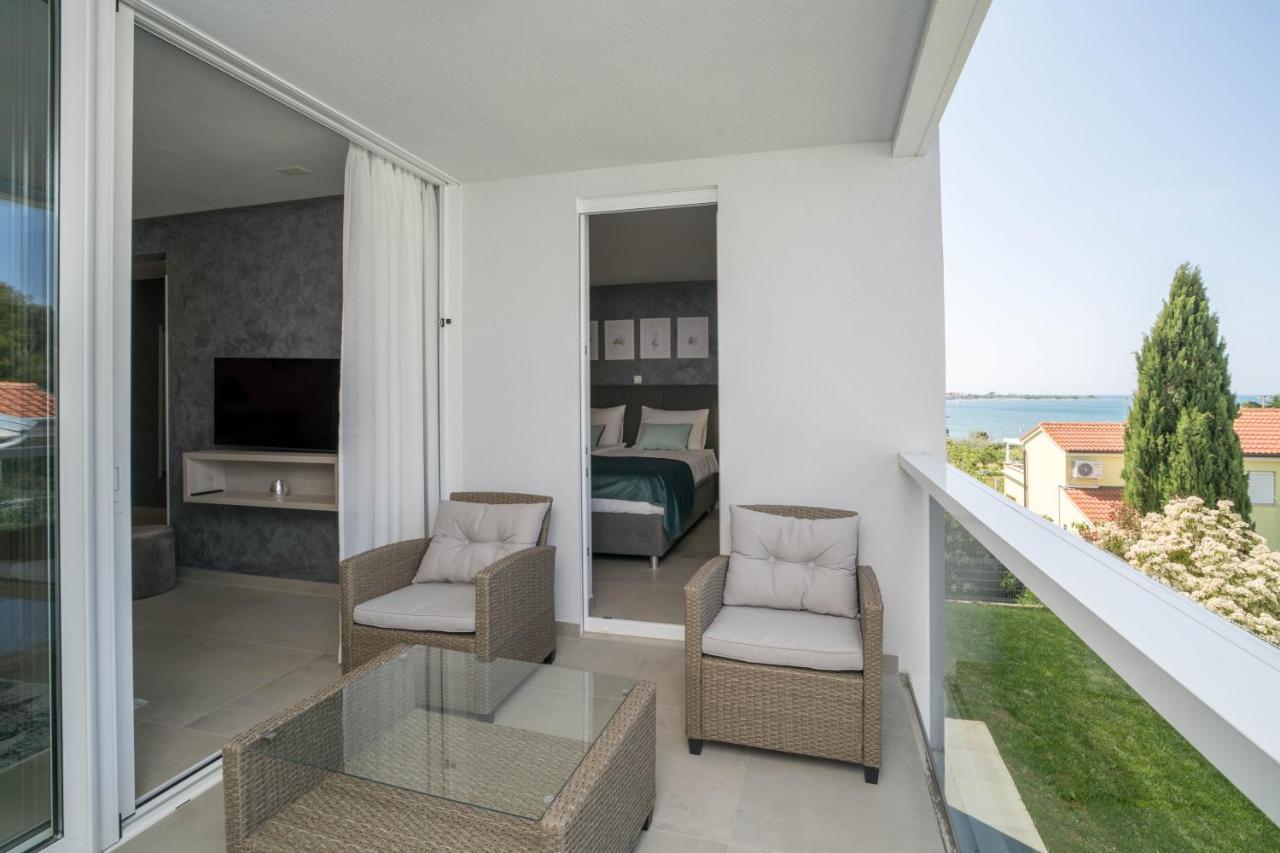 A&V Residence Novigrad Istria Exteriör bild
